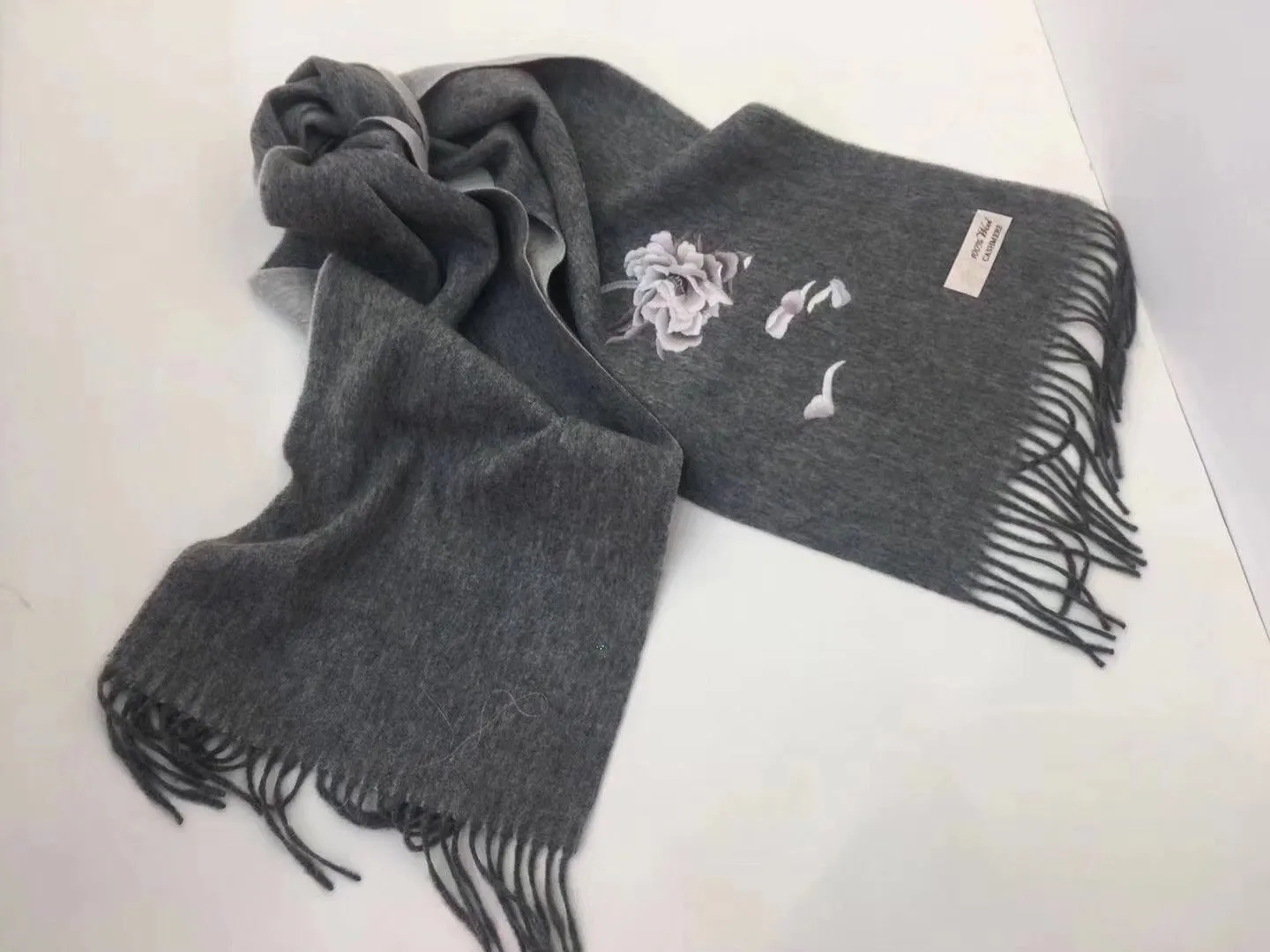 161218 Hand double embroideried Su Embroidery cashmere pashm scarf 1piece